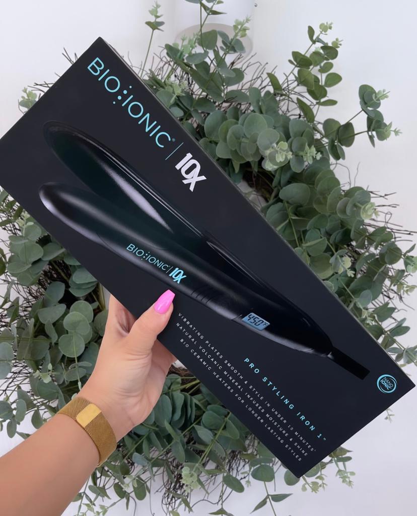 NEW/NEVER USED store Bio Ionic 10x Pro Styling Iron 1